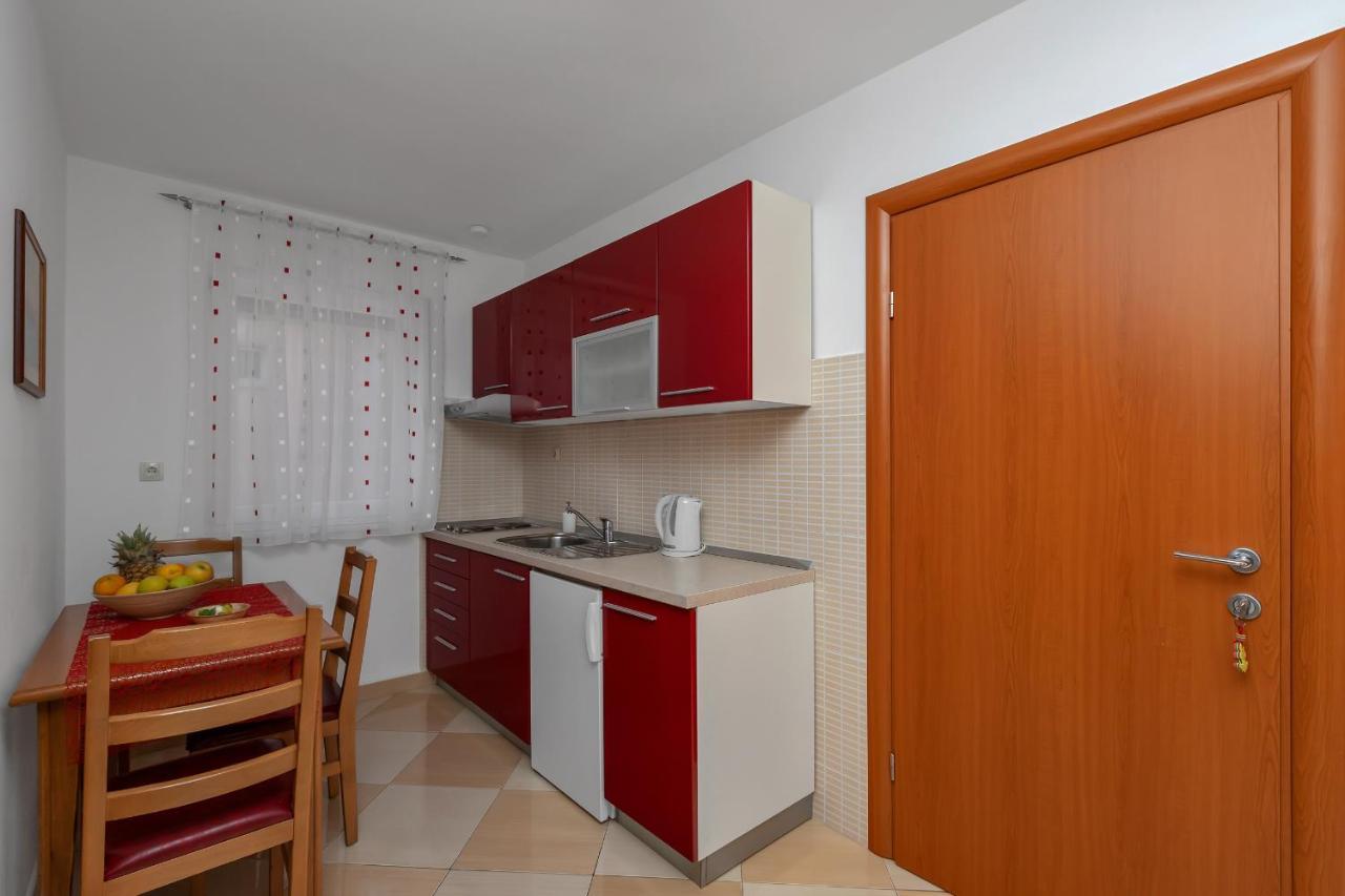 Villa Juric 2 Baška Voda Dış mekan fotoğraf