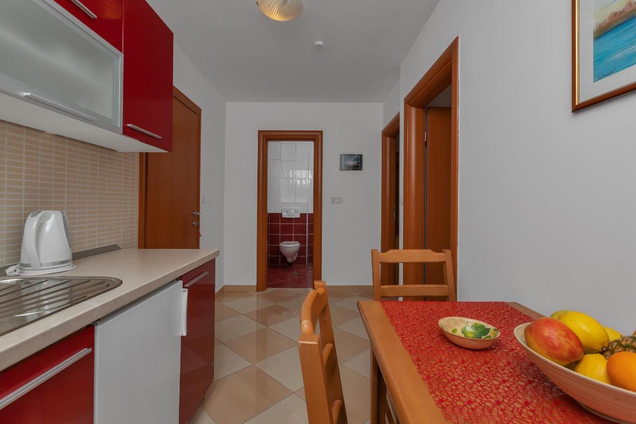 Villa Juric 2 Baška Voda Dış mekan fotoğraf