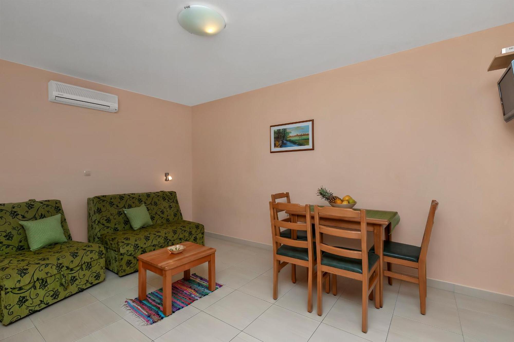 Villa Juric 2 Baška Voda Dış mekan fotoğraf