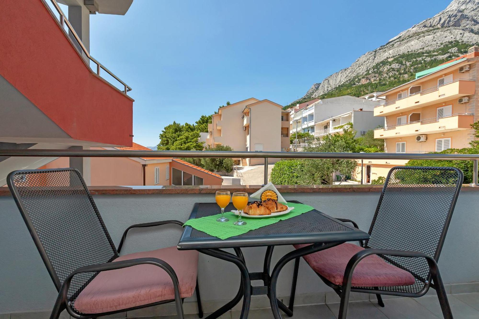 Villa Juric 2 Baška Voda Dış mekan fotoğraf